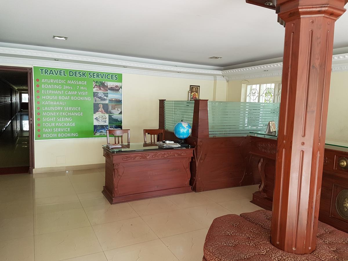 Casa Linda Hotel Kochi Bagian luar foto